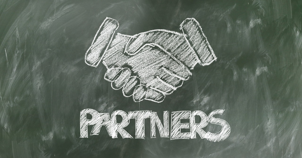 Do you have knowledge of marketing and know how to sell digital products?