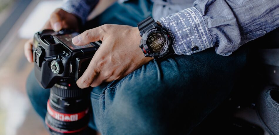 We are looking for a product photographer