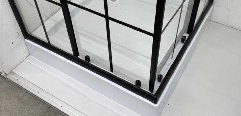 New shower tray 80 x 80