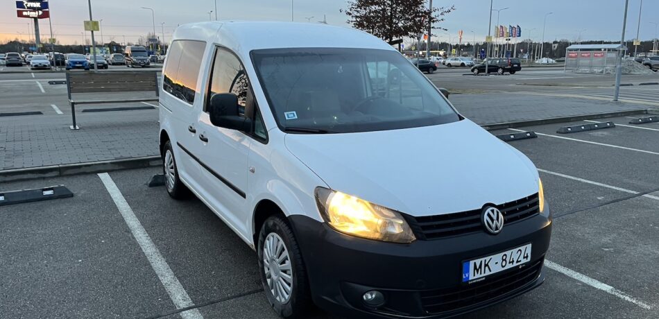 VW Caddy 1, 6tdi 2011, white