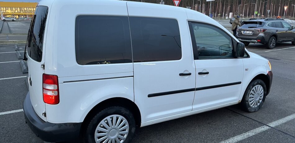 VW Caddy 1, 6tdi 2011, white