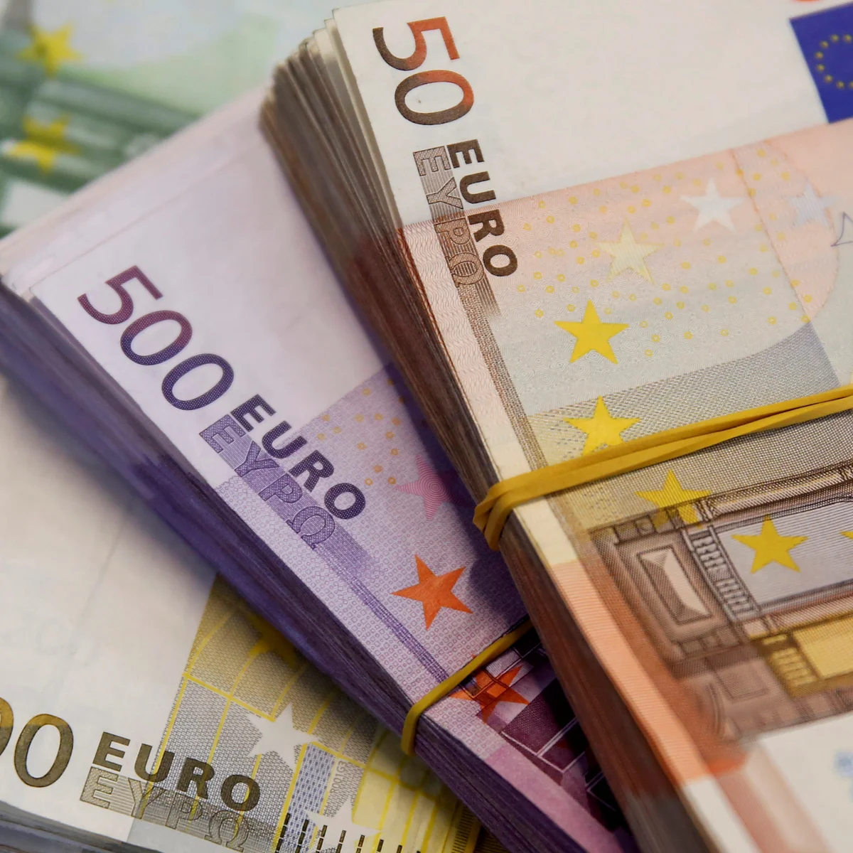 Loan and investment offer for companies