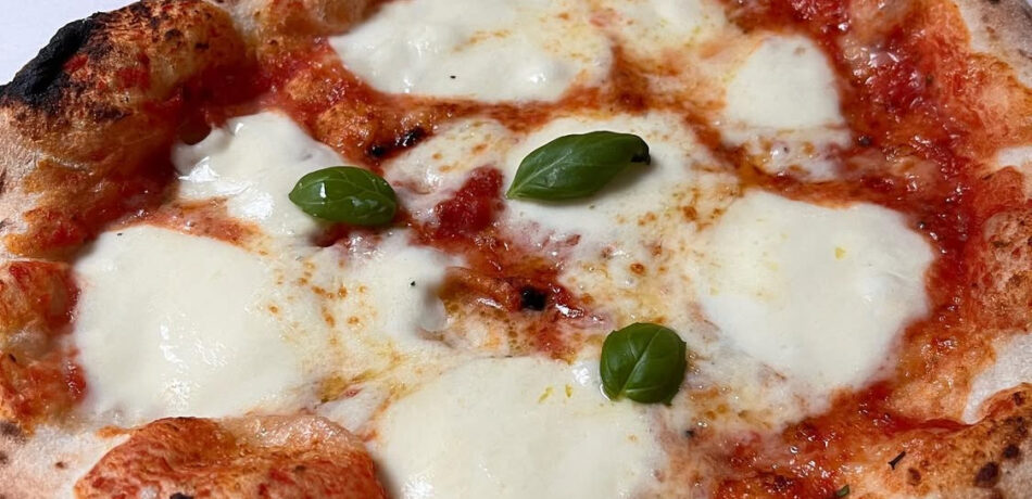 Weekend Artisan Pizzeria