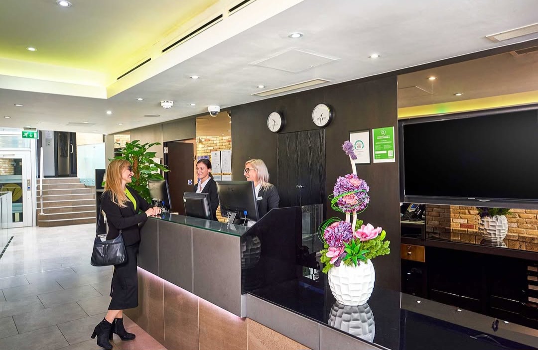 Assistant Director of Food and Beverage wanted