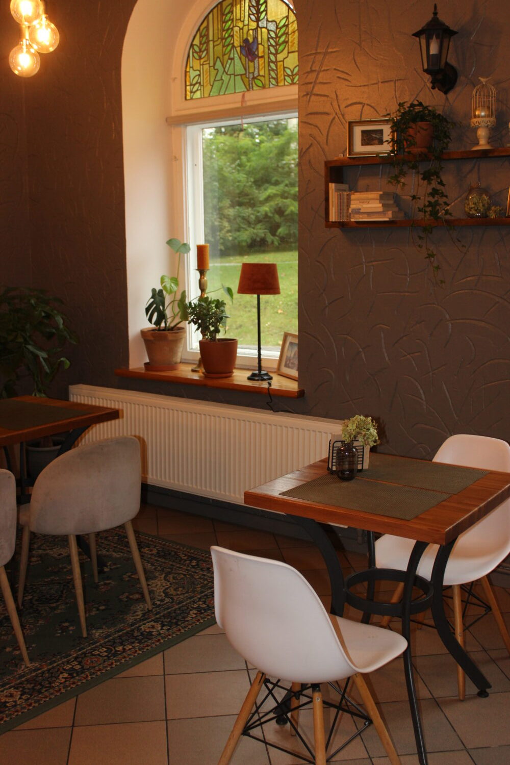 75E17281-76B7-43EF-970D-CD1231C661F3-1500×1000-1