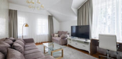 Operating apart-hotel with restaurant for sale in the centre of Jūrmala