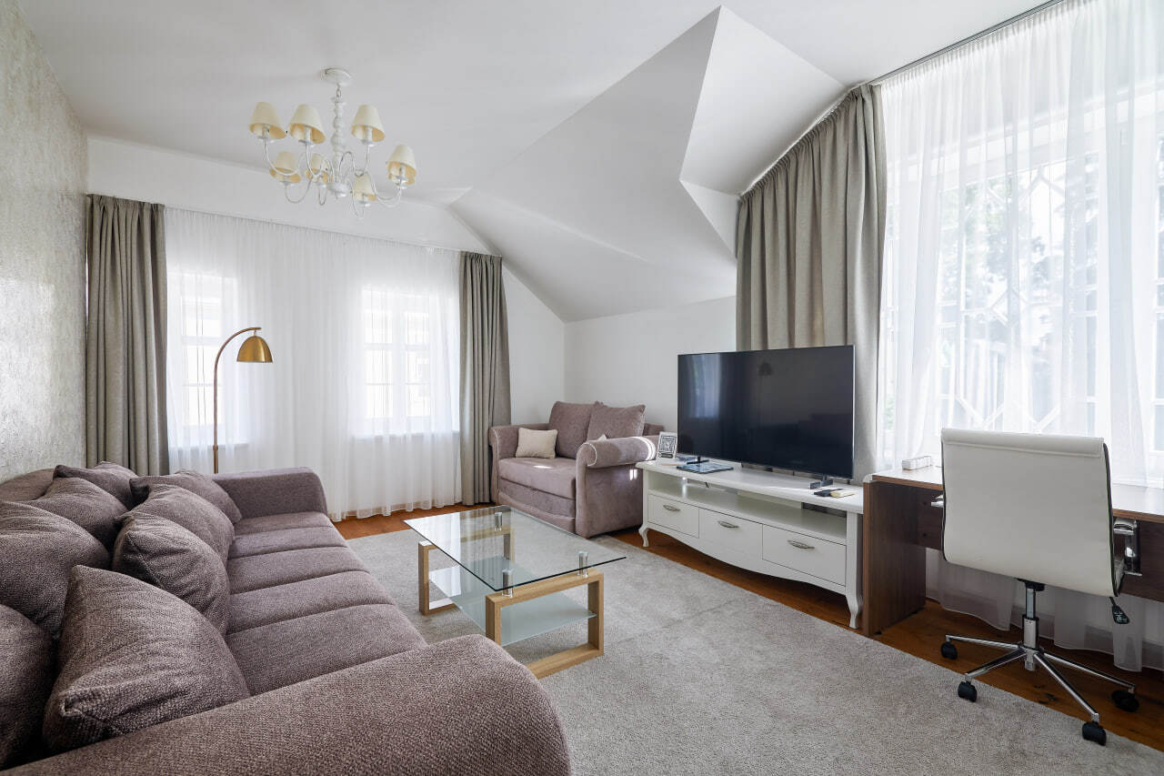 Operating apart-hotel with restaurant for sale in the centre of Jūrmala