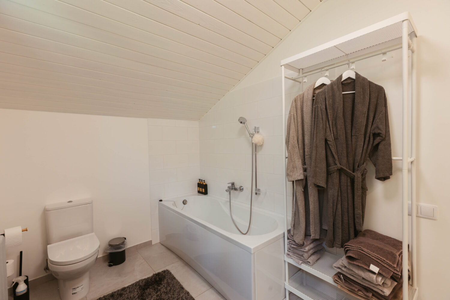 Hospitality business for sale on the banks of the Gauja River, 12 km from Valmiera.