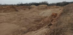 Natural sand and sand-gravel quarry for sale, with a valid mineral extraction permit.